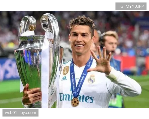 皇马全队力挺维尼修斯：我们与他并肩作战