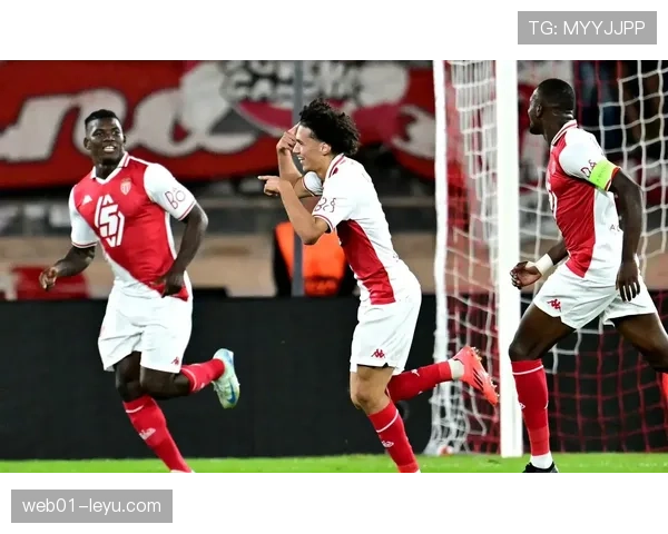 西甲劲旅成功卫冕欧冠，书写历史辉煌新篇章