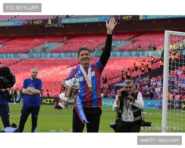 英超新星里科·亨利持续高光表现，助球队强势冲击冠军