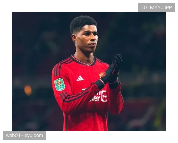 拉什福德战术适应力显著提升，曼联新赛季表现引人期待