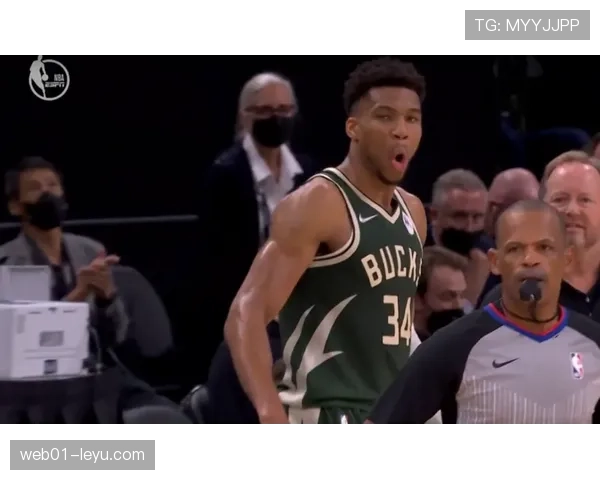 奥斯梅恩状态回暖，凭借出色预判与抢点能力助力球队争取胜利